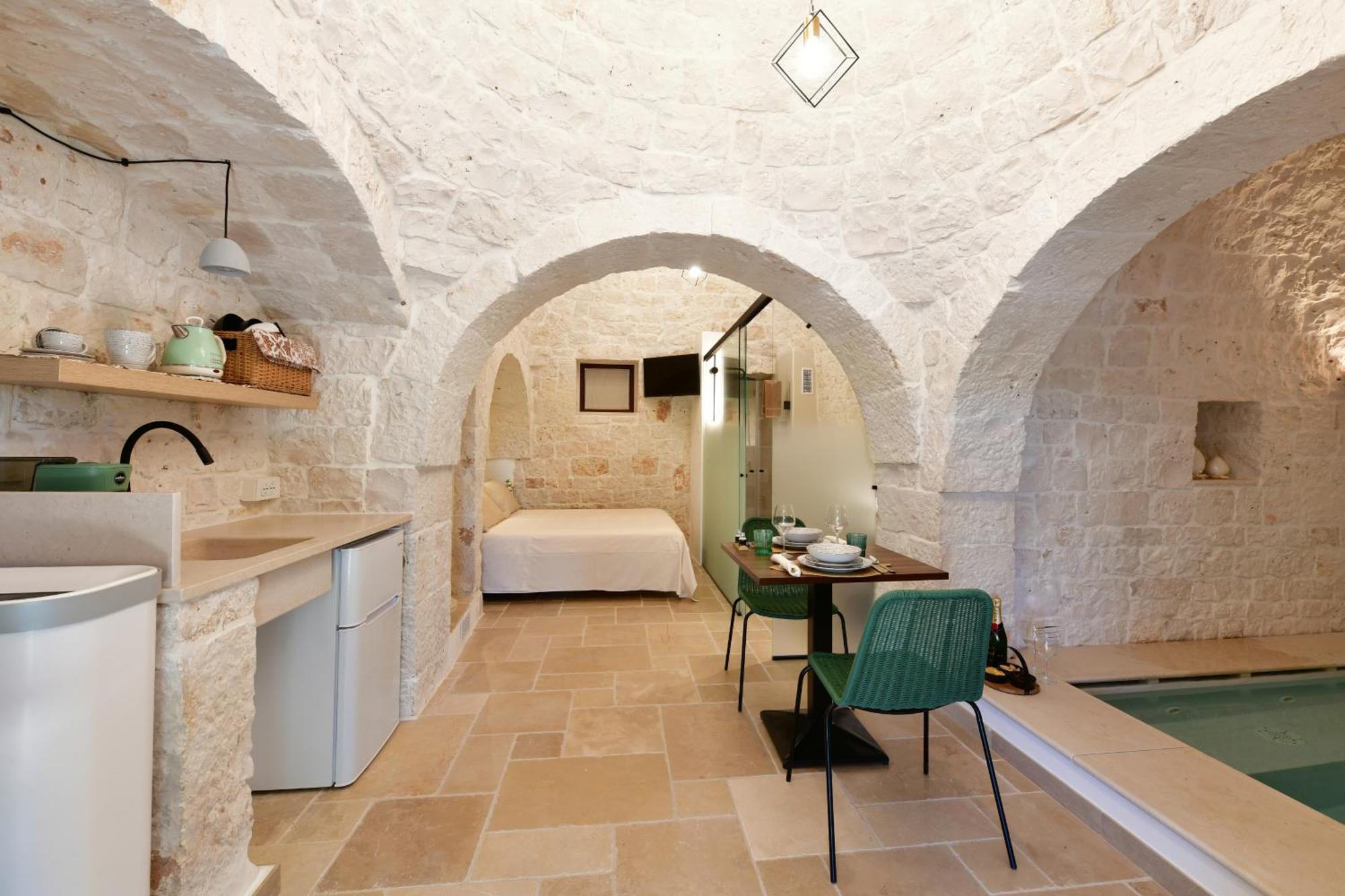 Lamarossa Trulli & Suites Antonelli Exterior photo