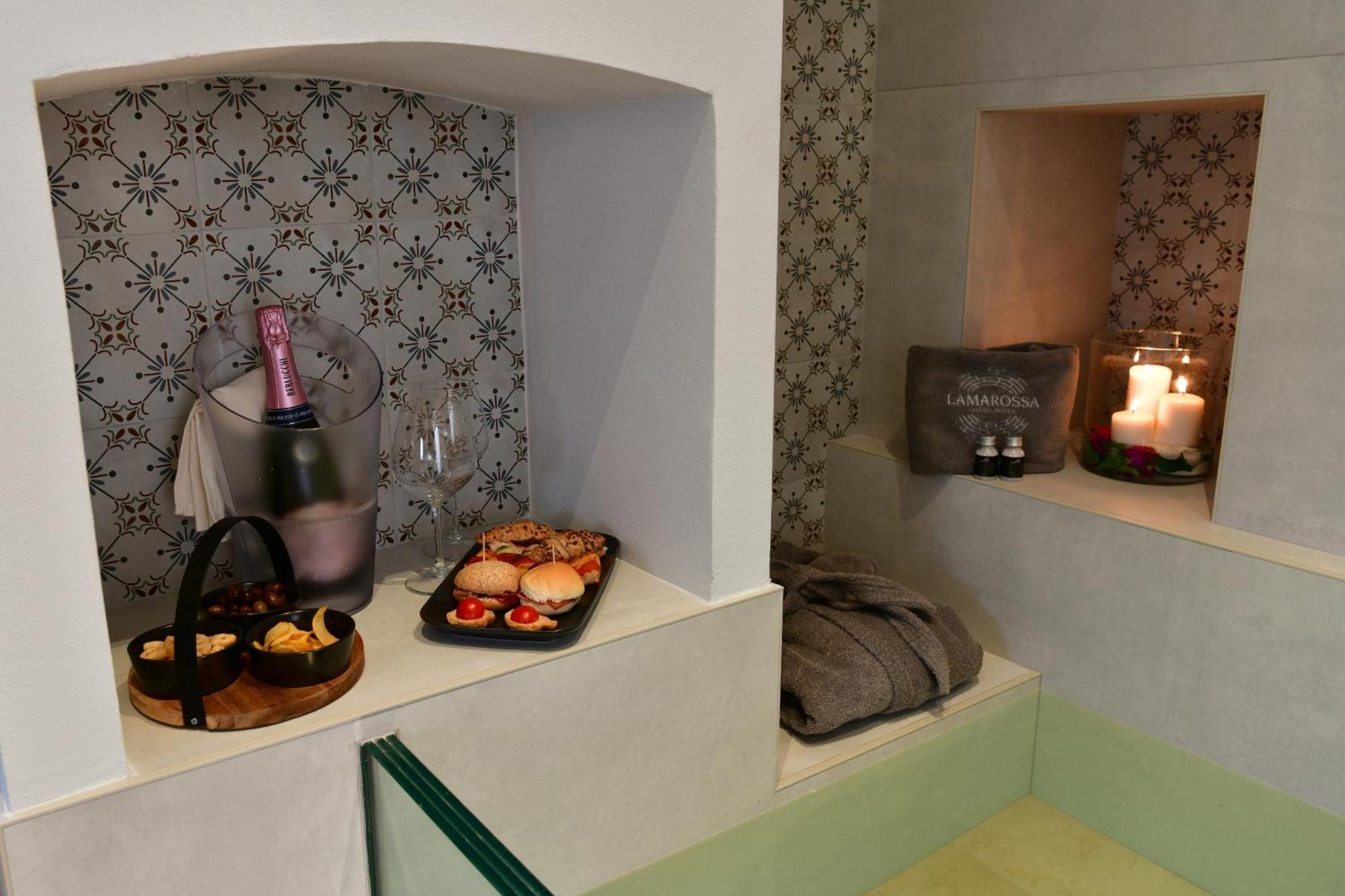 Lamarossa Trulli & Suites Antonelli Exterior photo