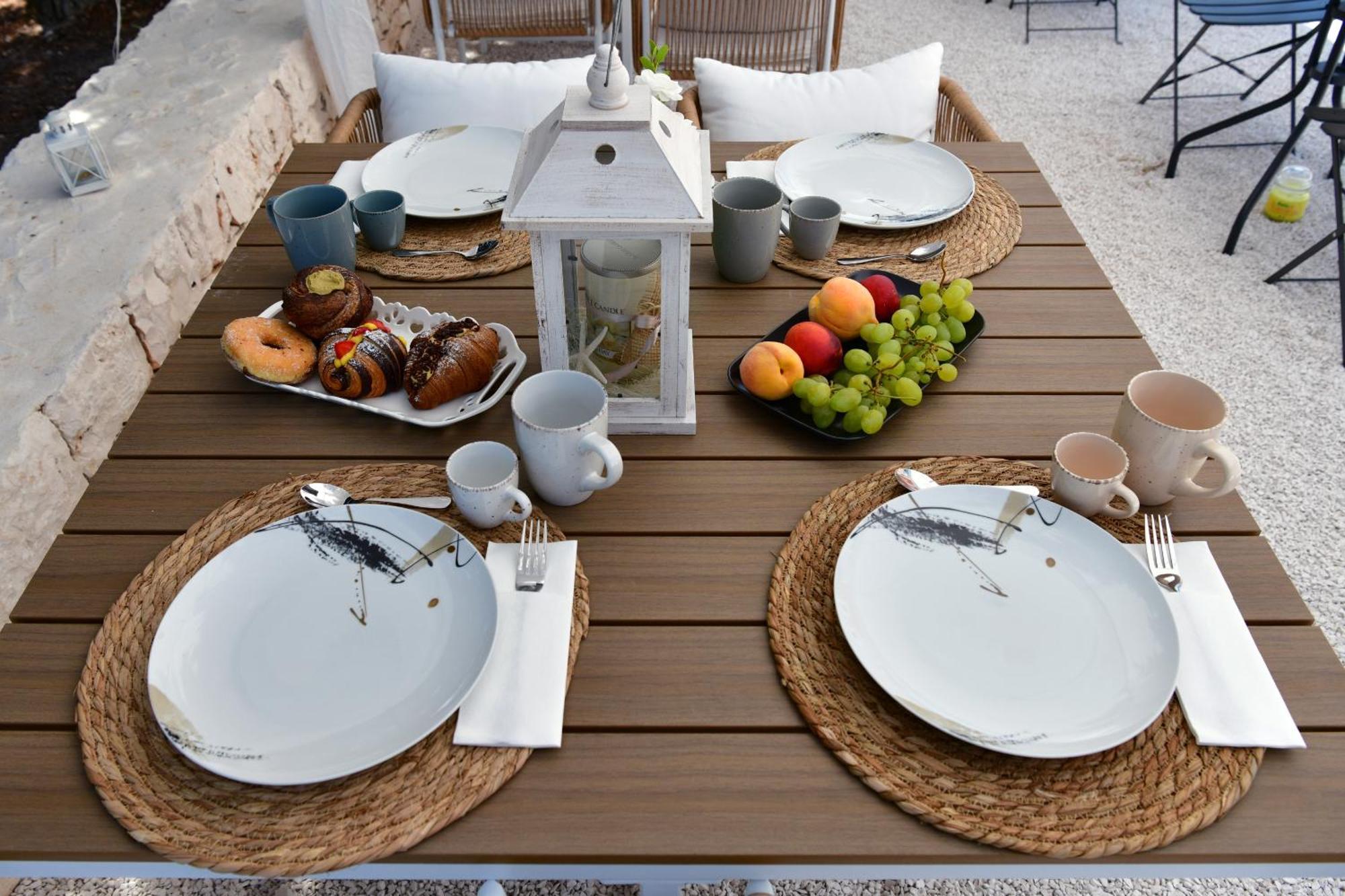 Lamarossa Trulli & Suites Antonelli Exterior photo