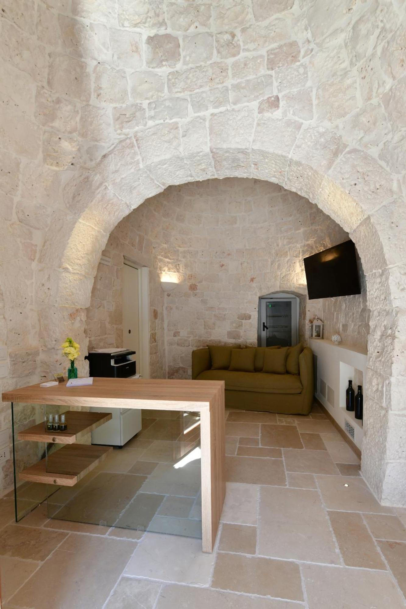 Lamarossa Trulli & Suites Antonelli Exterior photo