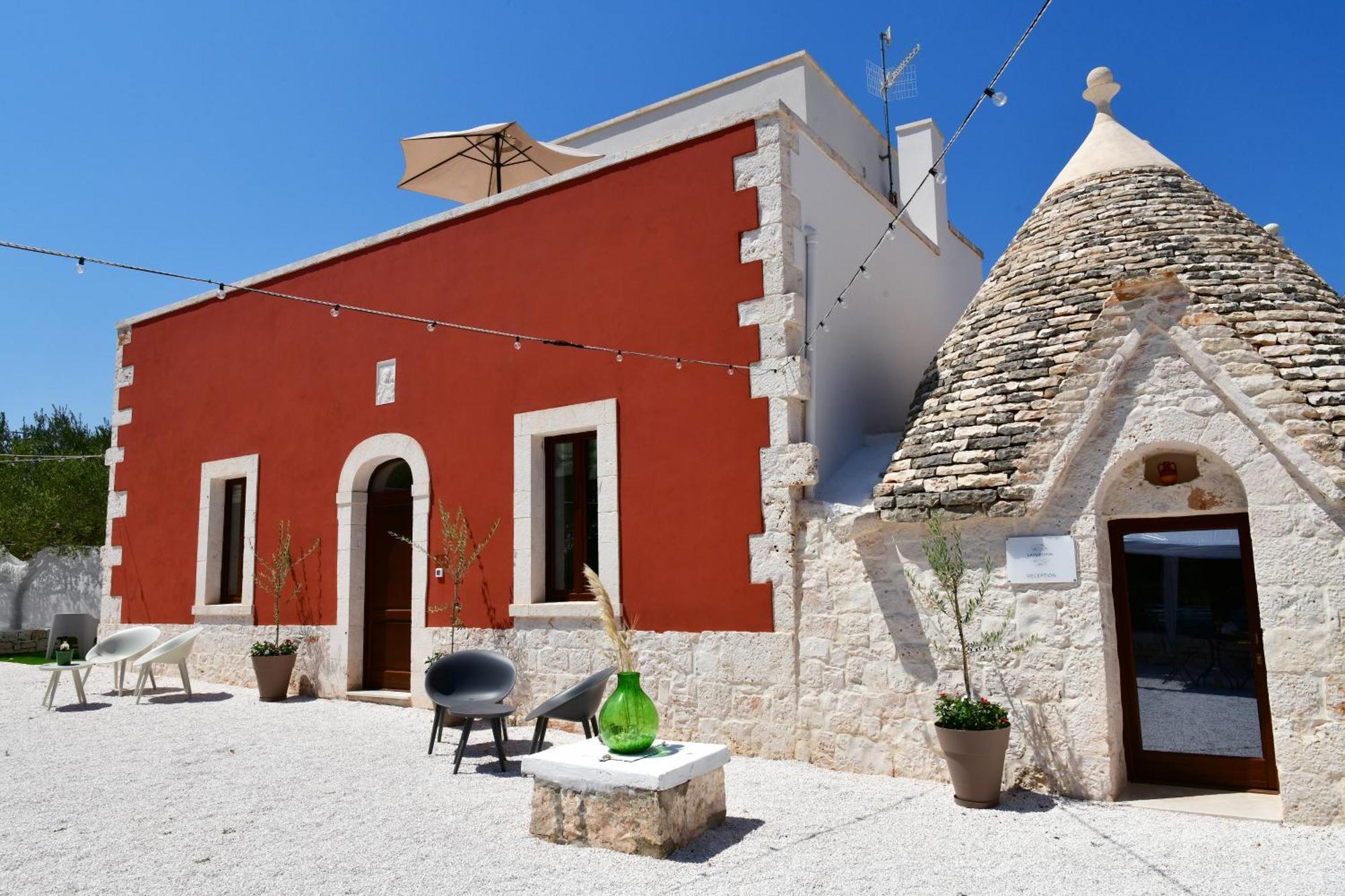 Lamarossa Trulli & Suites Antonelli Exterior photo